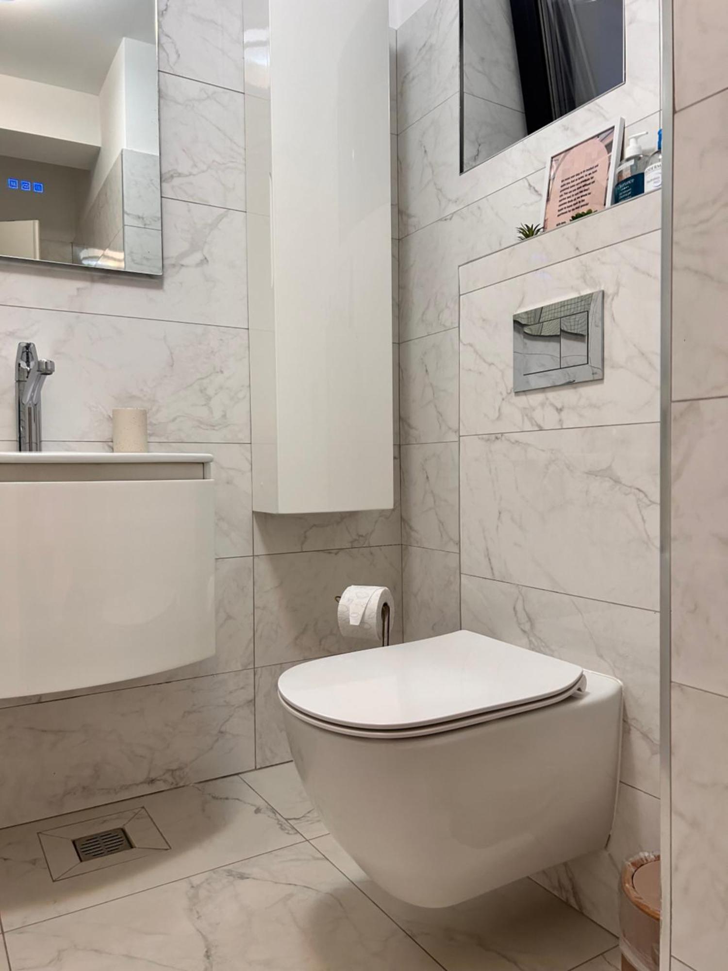 Elegance Apartment Bucharest Exterior photo